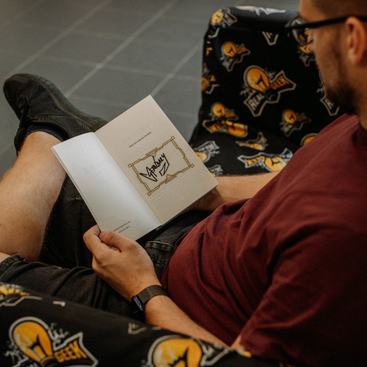 Sterakdary | Odkaz lidské mysli