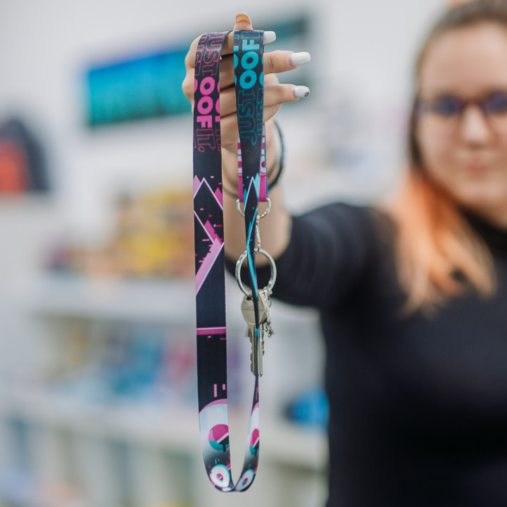 Lanyard House Glitch