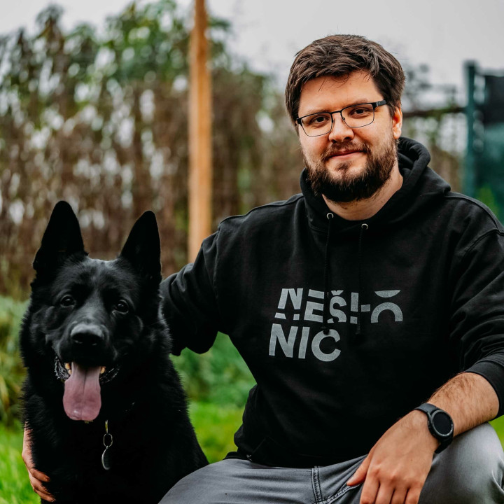 Mikina Mazarini Nešlo nic