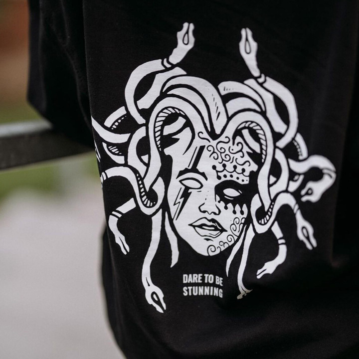 Stunning | Batiq Tee