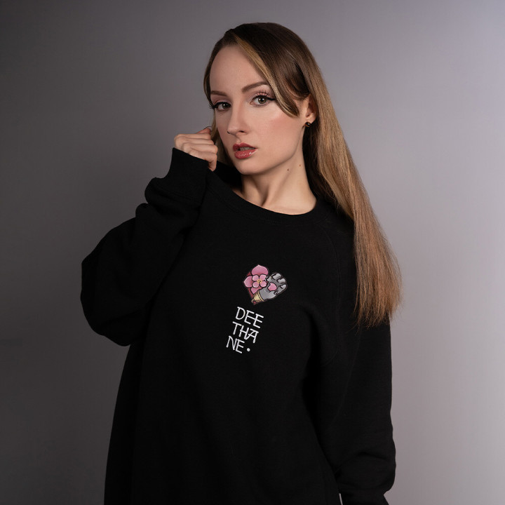 DEETHANE LOVE | OVERSIZED CREWNECK PANDA