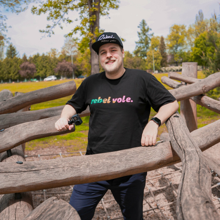 Tričko Rebel vole.
