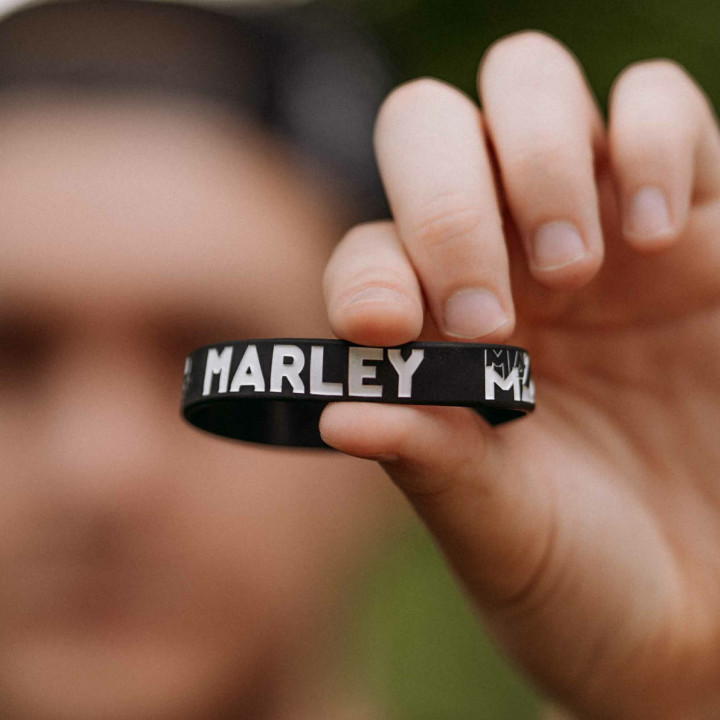 Náramek Marley